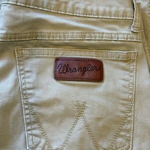 Wrangler Retro Slim Straight Khaki Pants 32 X 34